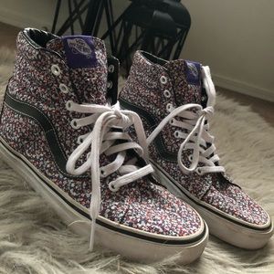🌸🌷Floral SK8 High Vans🌷🌸